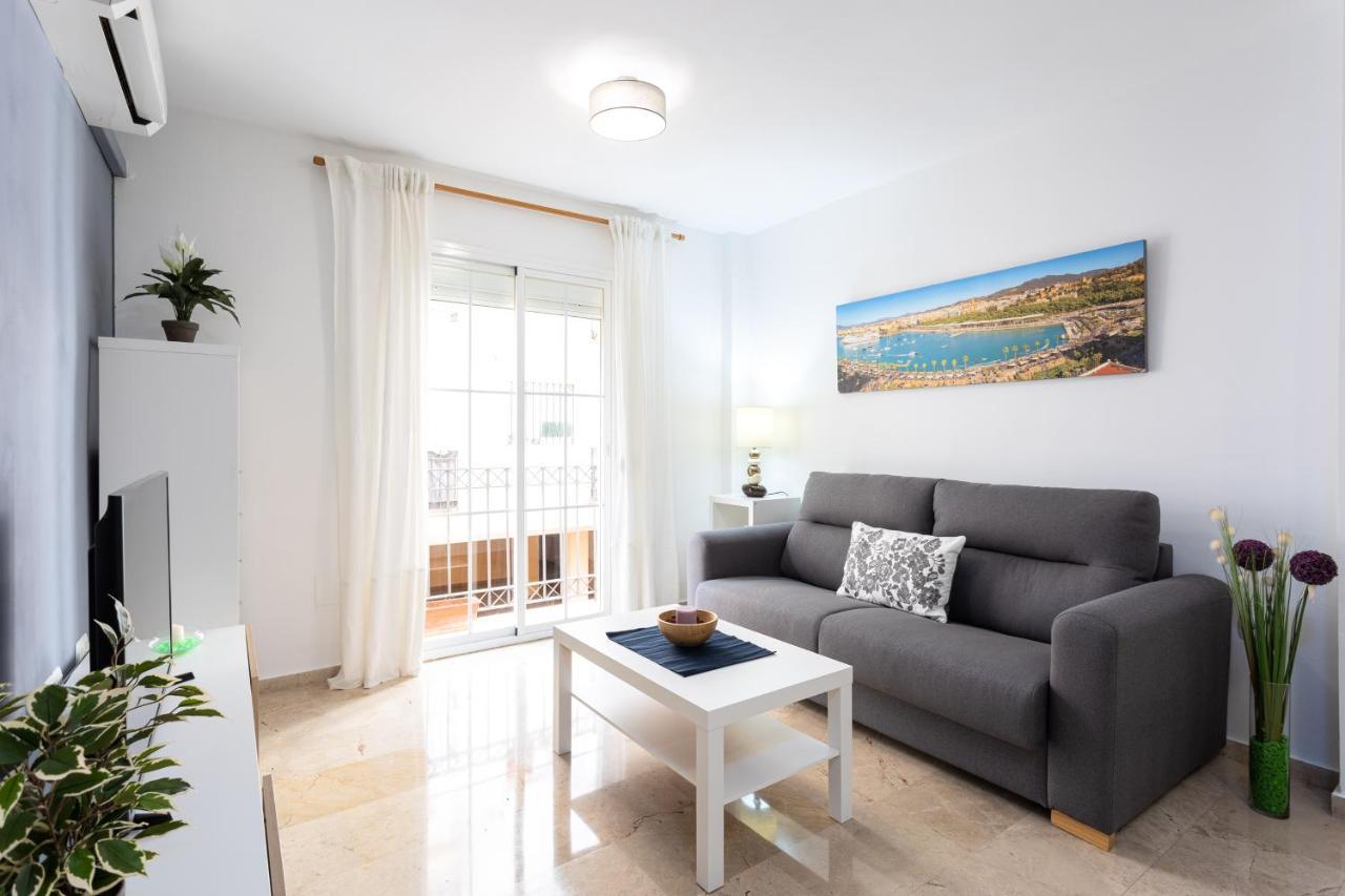 Holidays2Malaga Capuchinos French Balconies, Private Parking, Wifi & Air Con Exterior foto