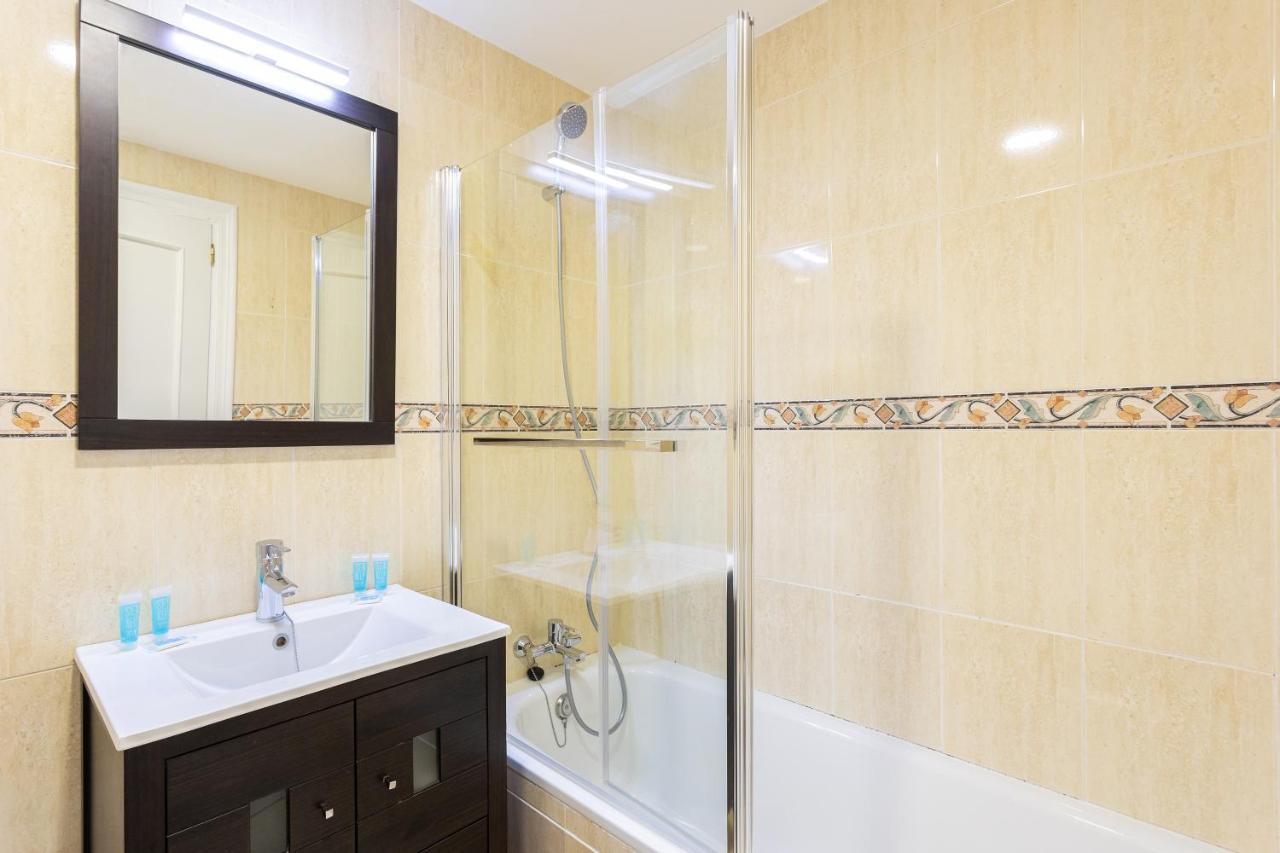 Holidays2Malaga Capuchinos French Balconies, Private Parking, Wifi & Air Con Exterior foto